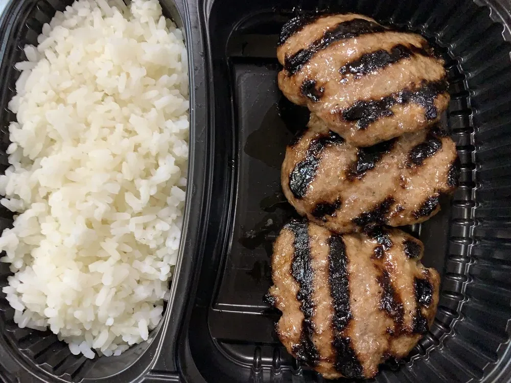 Телешки кюфтета с Мед на скара 3 бр /240 г/ +1 бр /150 г/ гарнитура по избор