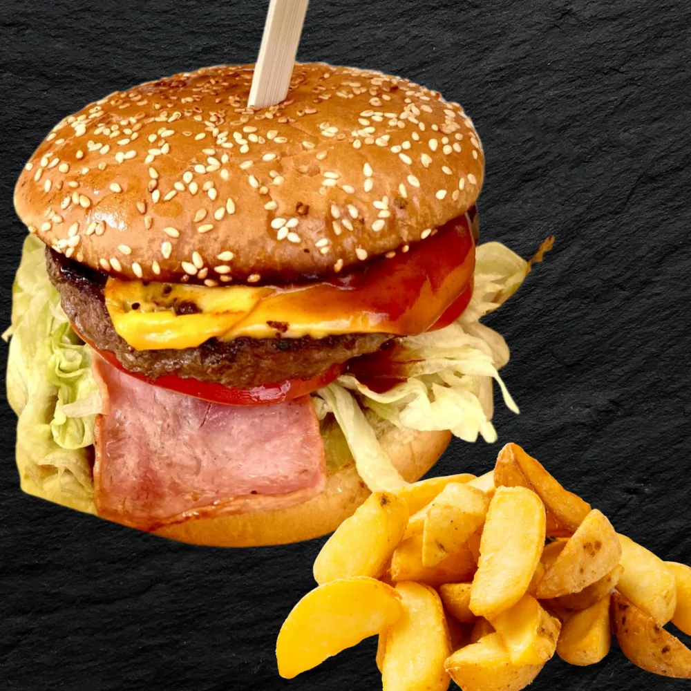 Бийф бургер с картофи Уеджис