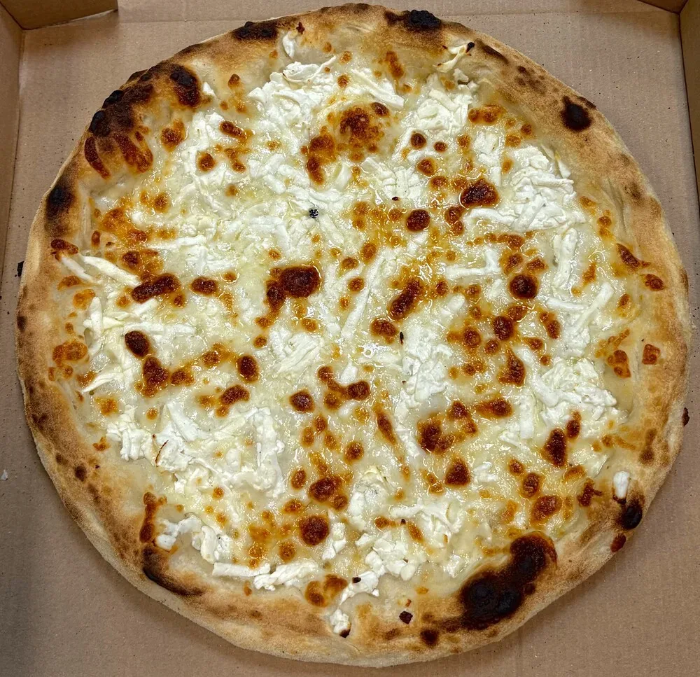 Пърленка със сирене и кашкавал